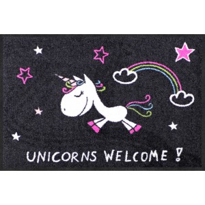 Fußmatte-eingangsbereich-unicorns-welcome-rainbow-salonlöwe